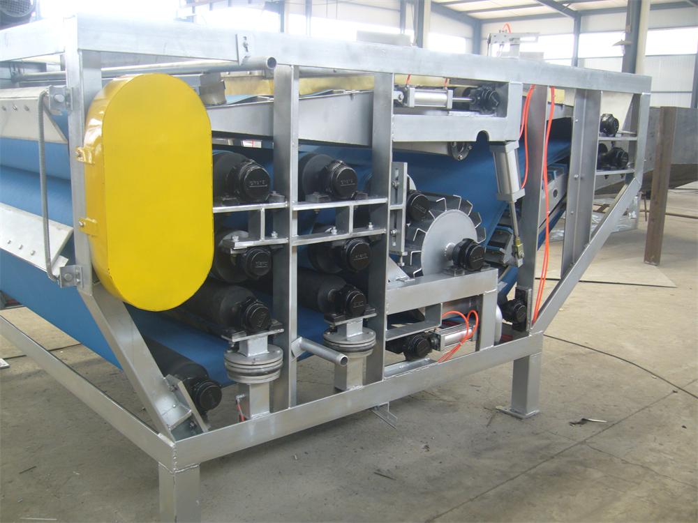 帶式污泥脫水機(jī)