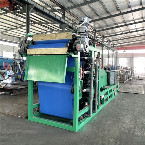 1臺轉(zhuǎn)鼓濃縮帶式污泥脫水機完工發(fā)貨