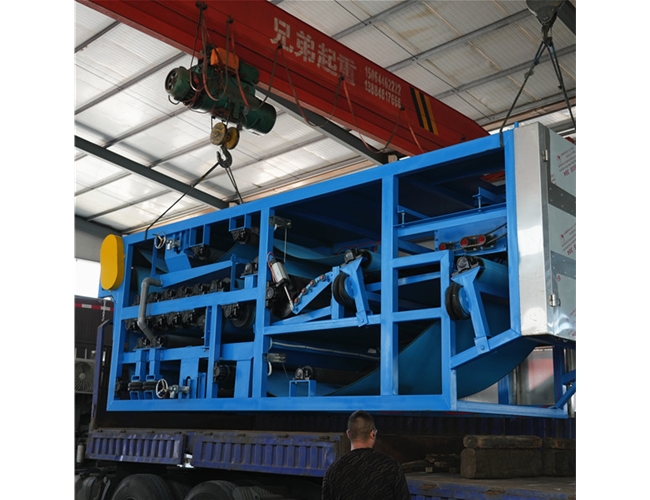 高壓帶式壓濾機發(fā)貨啦！