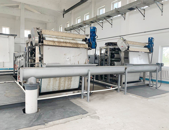 帶式污泥脫水機(jī)