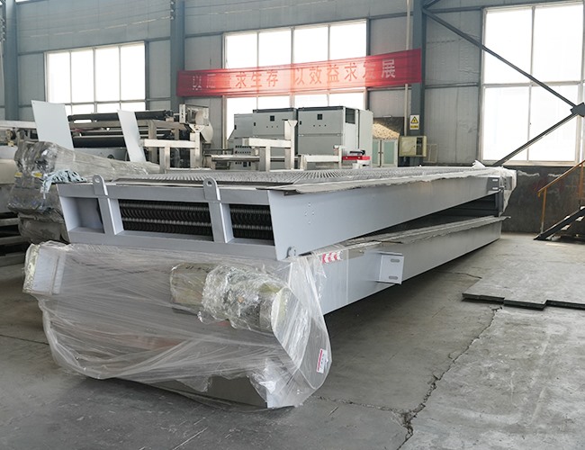 2臺機械格柵除污機發(fā)貨